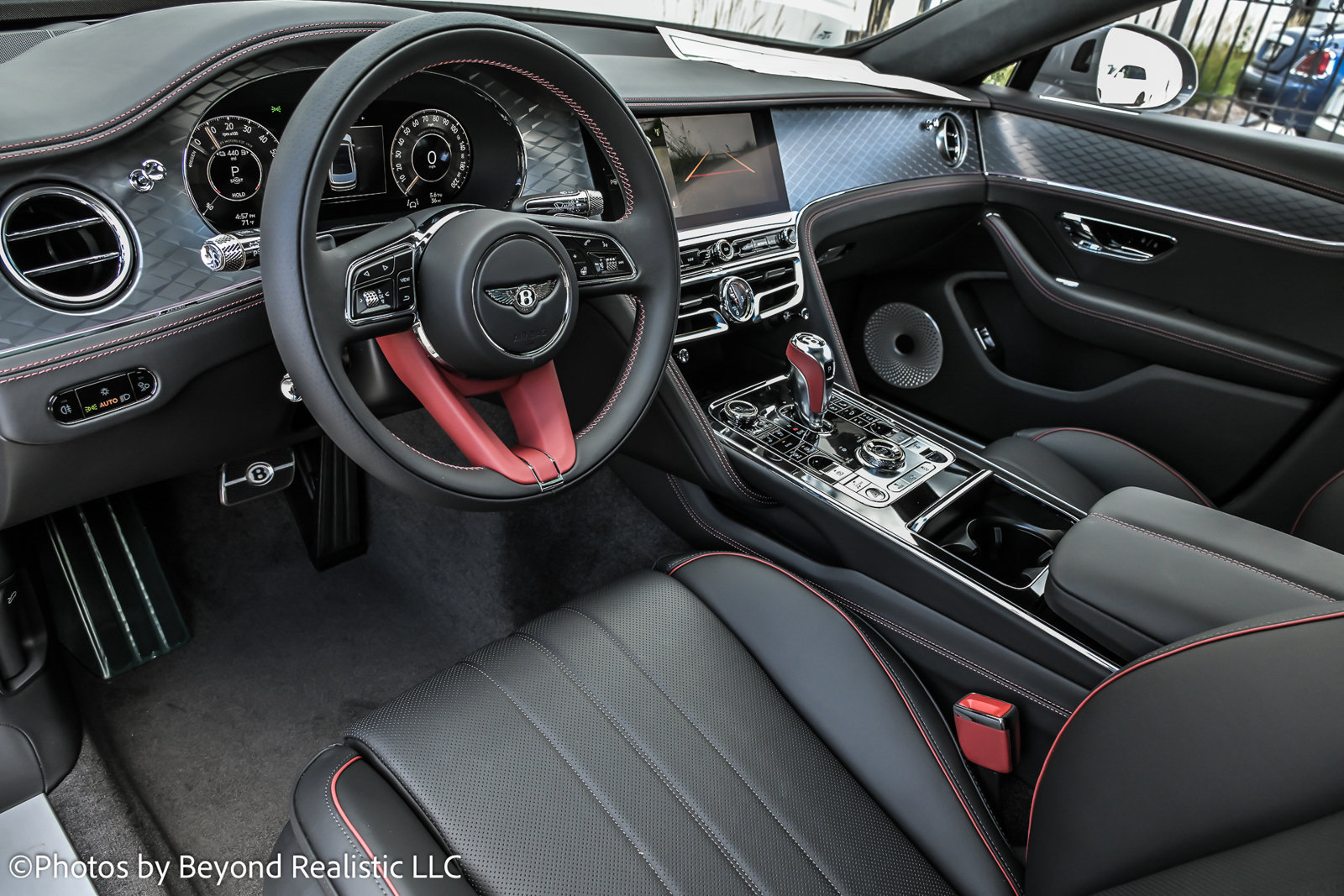 New 2025 Bentley Flying Spur Plug-In Hybrid AWD/4WD image 24