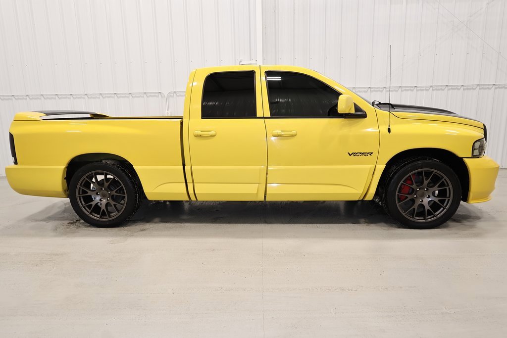 Used 2005 Dodge Ram 1500 Truck 2WD Quad Cab image 2