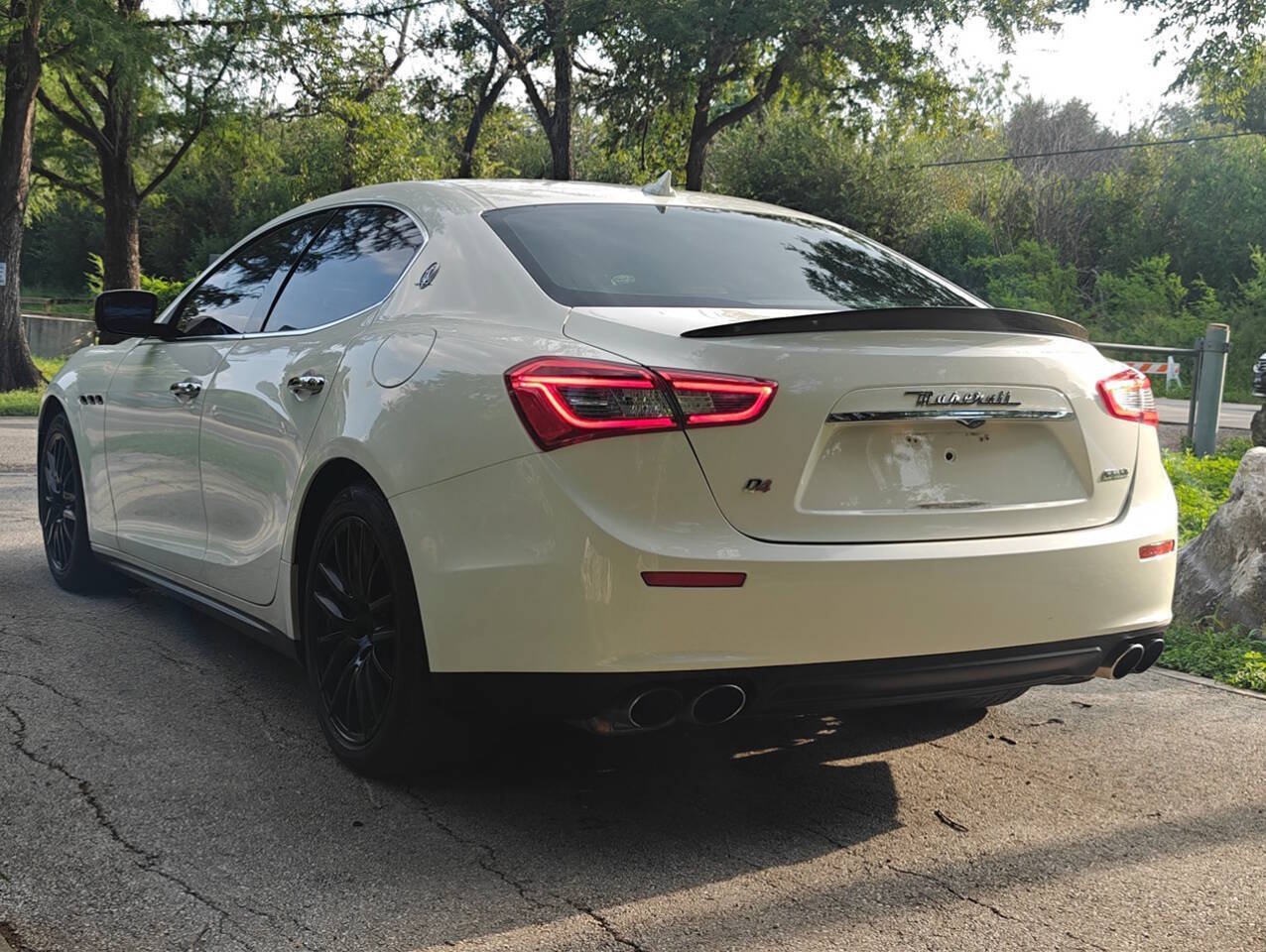 Used 2016 Maserati Ghibli S Q4 AWD/4WD image 9
