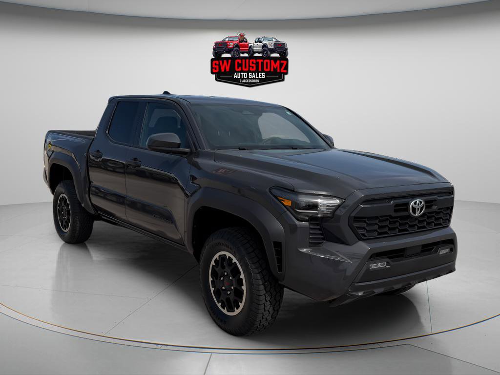 Used 2025 Toyota Tacoma TRD Off-Road image 1