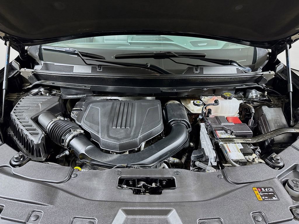 Certified 2024 GMC Acadia AT4 w/ LPO, Floor Liner Package image 30