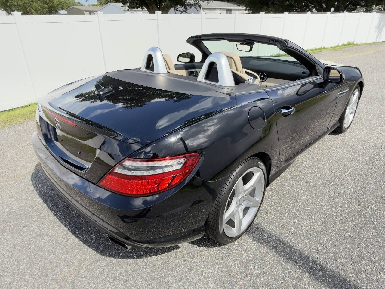 Used 2013 Mercedes-Benz SLK 250 image 5