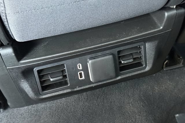 Used 2025 Chevrolet Silverado 1500 LT AWD/4WD image 44
