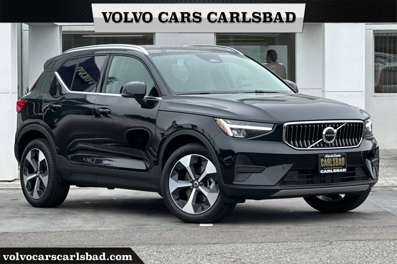 New 2025 Volvo XC40 B5 Core w/ Protection Package Premier