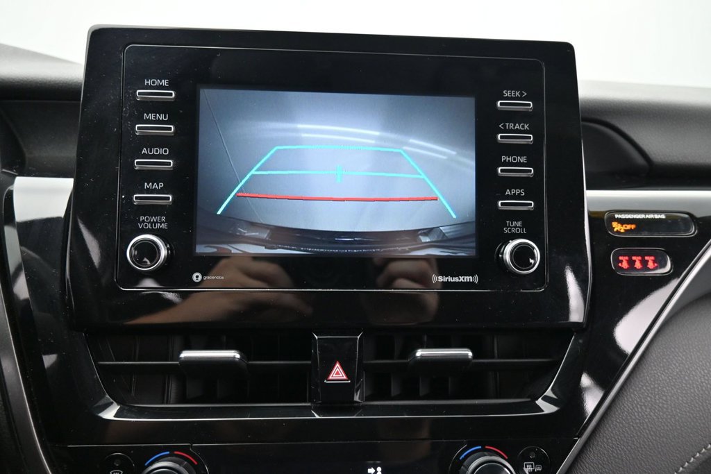 Used 2024 Toyota Camry SE FWD image 22