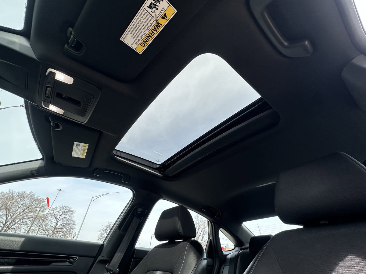 Used 2025 Honda Civic Sport image 22