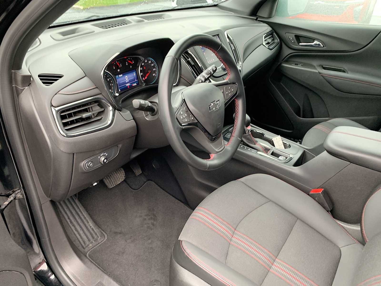 Certified 2024 Chevrolet Equinox RS AWD/4WD image 10