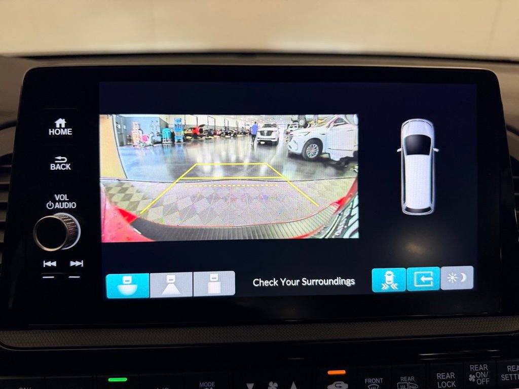 Used 2025 Honda Odyssey Elite image 25