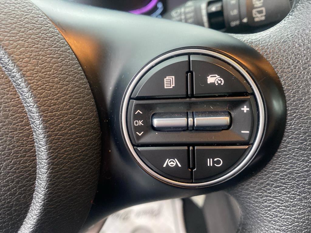 Certified 2023 Kia Soul LX image 16