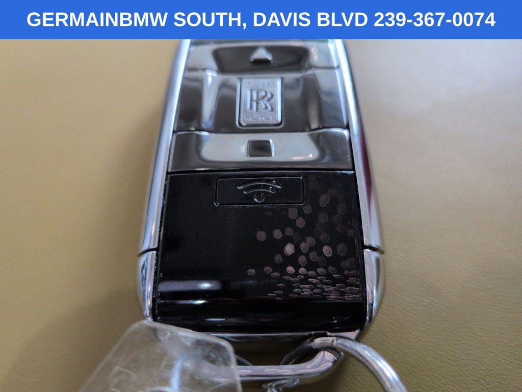 Used 2024 Rolls-Royce Spectre w/ Spectre Launch Package AWD/4WD image 29