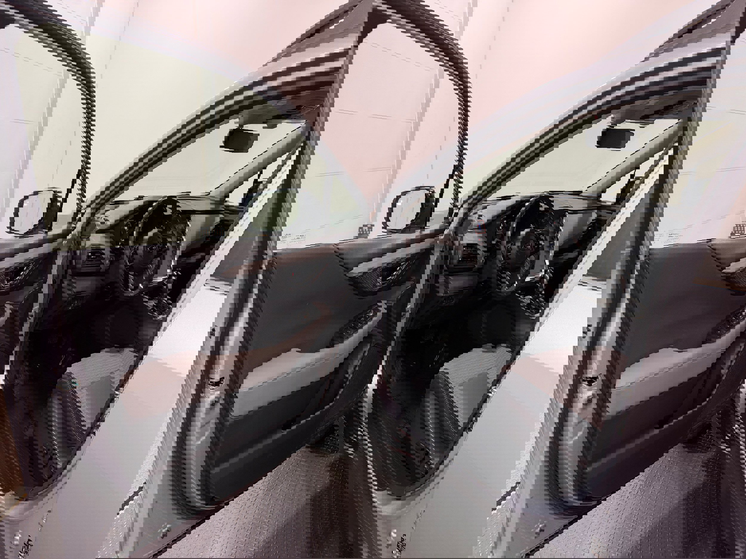 Used 2020 Subaru Outback Premium image 3