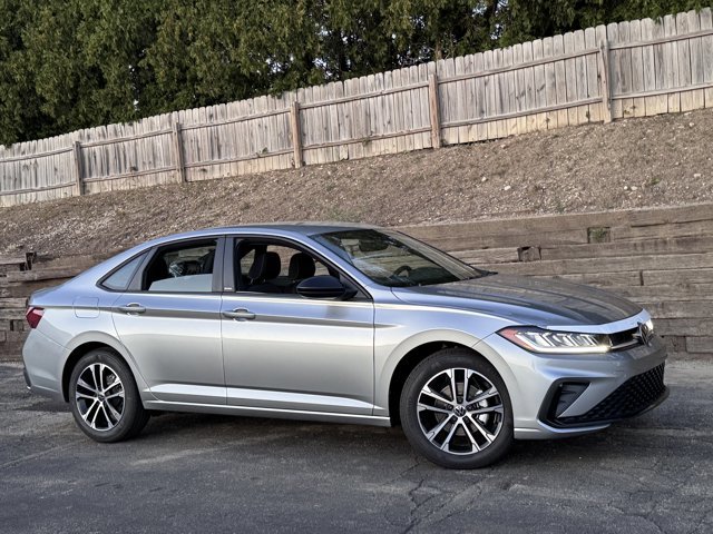 New 2025 Volkswagen Jetta Sport image 5