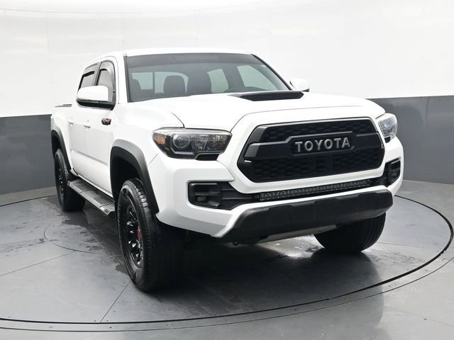 Used 2017 Toyota Tacoma TRD Pro AWD/4WD image 10
