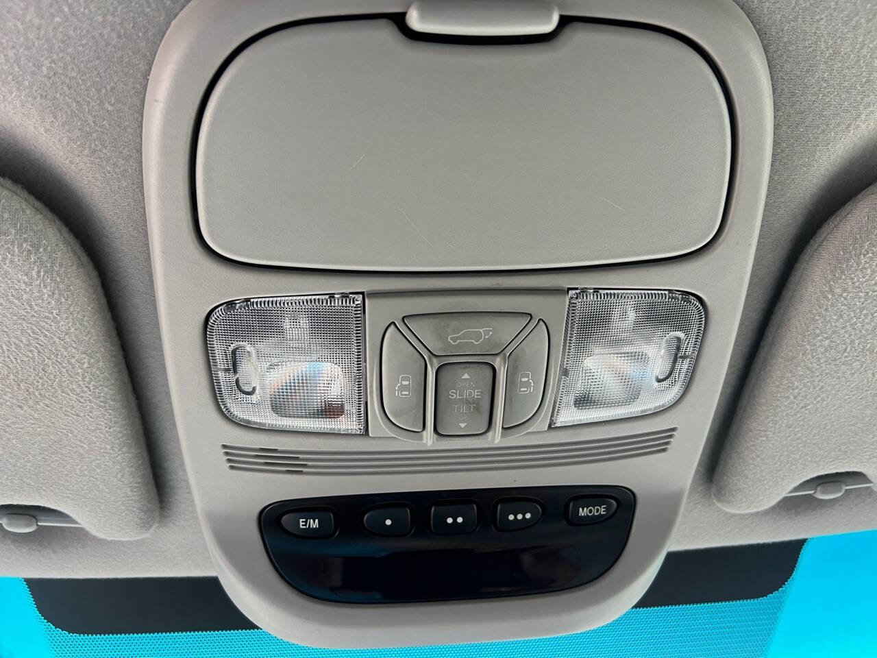 Used 2009 Toyota Sienna XLE FWD image 15