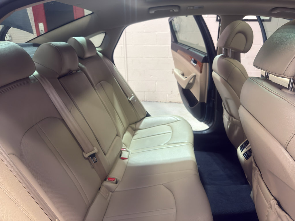 Used 2015 Hyundai Sonata Limited w/ Option Group 05 FWD image 26