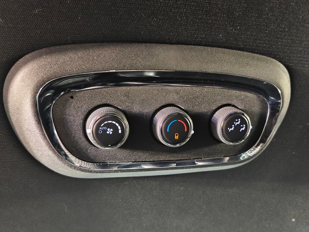 Used 2018 Dodge Durango GT w/ Premium Group image 31