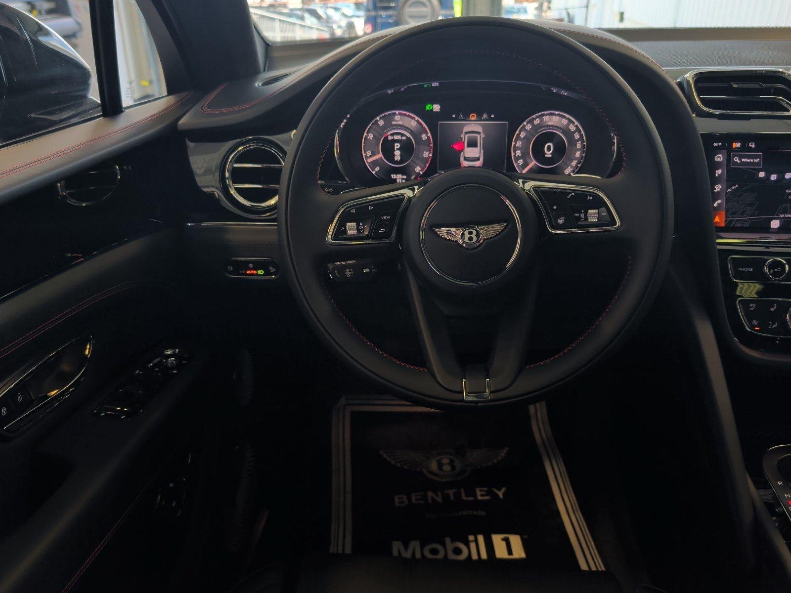 New 2026 Bentley Bentayga AWD/4WD image 7