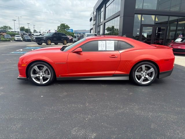 Used 2010 Chevrolet Camaro SS w/ LPO, Ground Effects Package RWD image 3