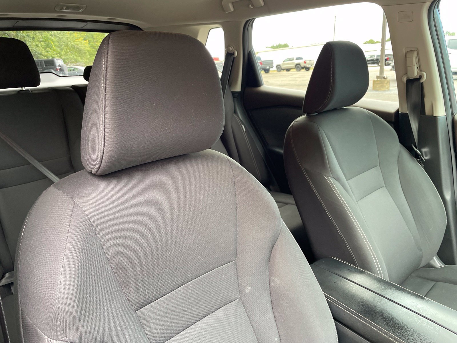 Used 2023 Nissan Rogue S FWD image 35