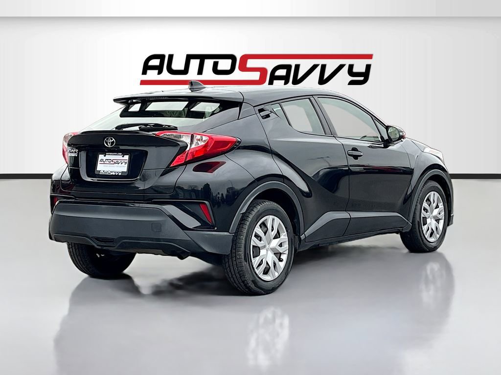 Used 2019 Toyota C-HR LE FWD image 7