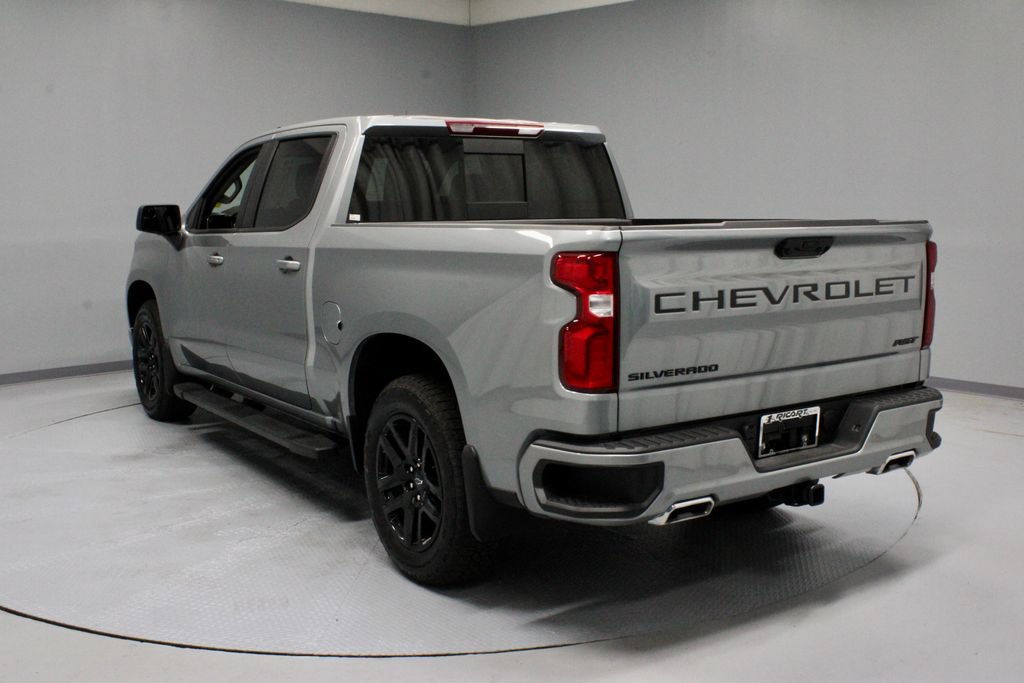 Used 2026 Chevrolet Silverado 1500 RST AWD/4WD image 8