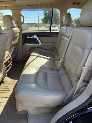 Used 2014 Toyota Land Cruiser image 10