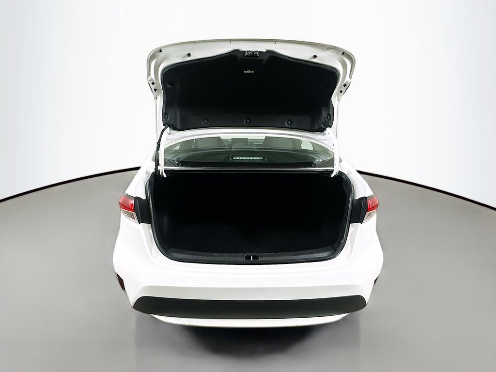 Used 2022 Toyota Corolla LE FWD image 30
