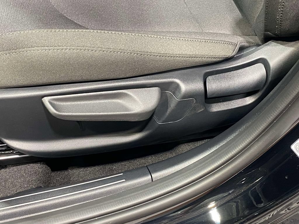 New 2026 Kia K4 FWD image 18