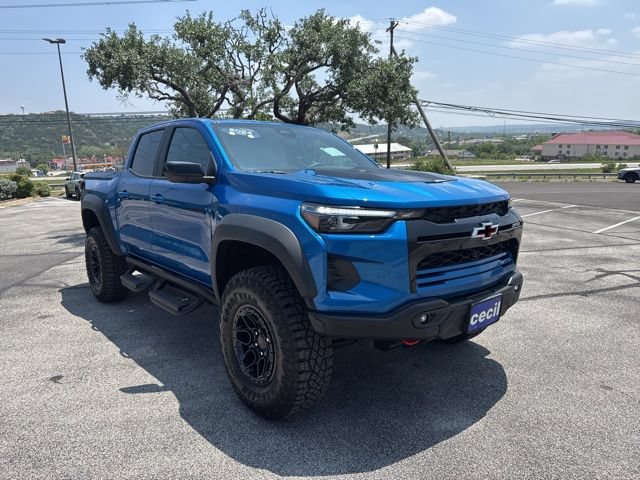 Certified 2024 Chevrolet Colorado ZR2 w/ ZR2 Bison Edition AWD/4WD image 11