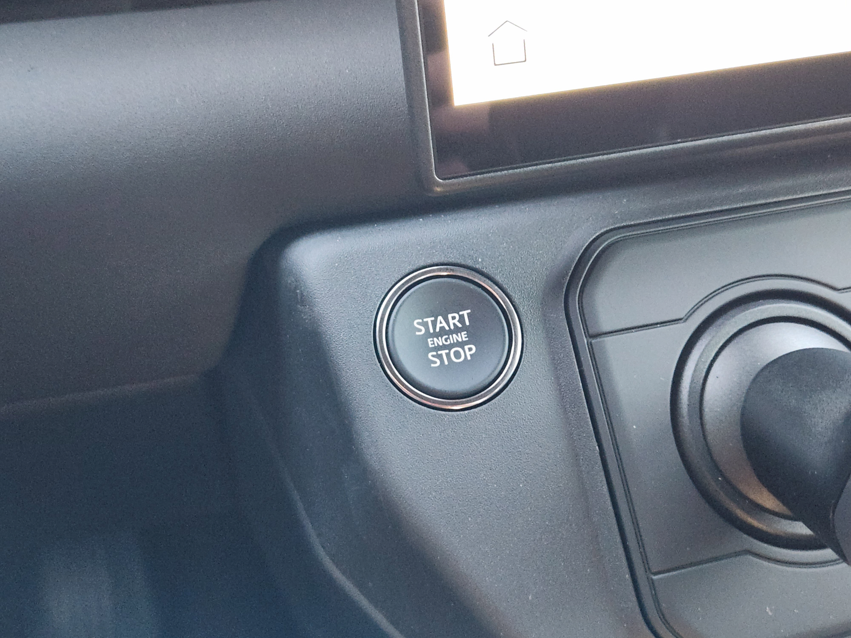 Certified 2026 Land Rover Defender 110 X-Dynamic SE AWD/4WD image 16