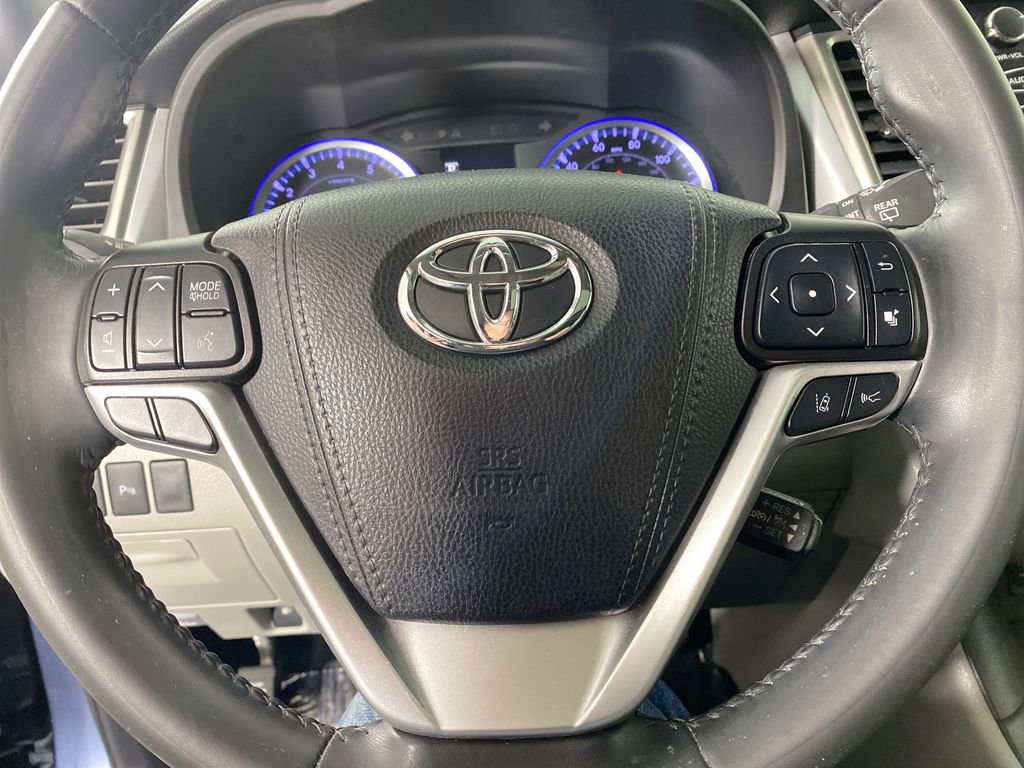 Certified 2019 Toyota Highlander Limited image 14