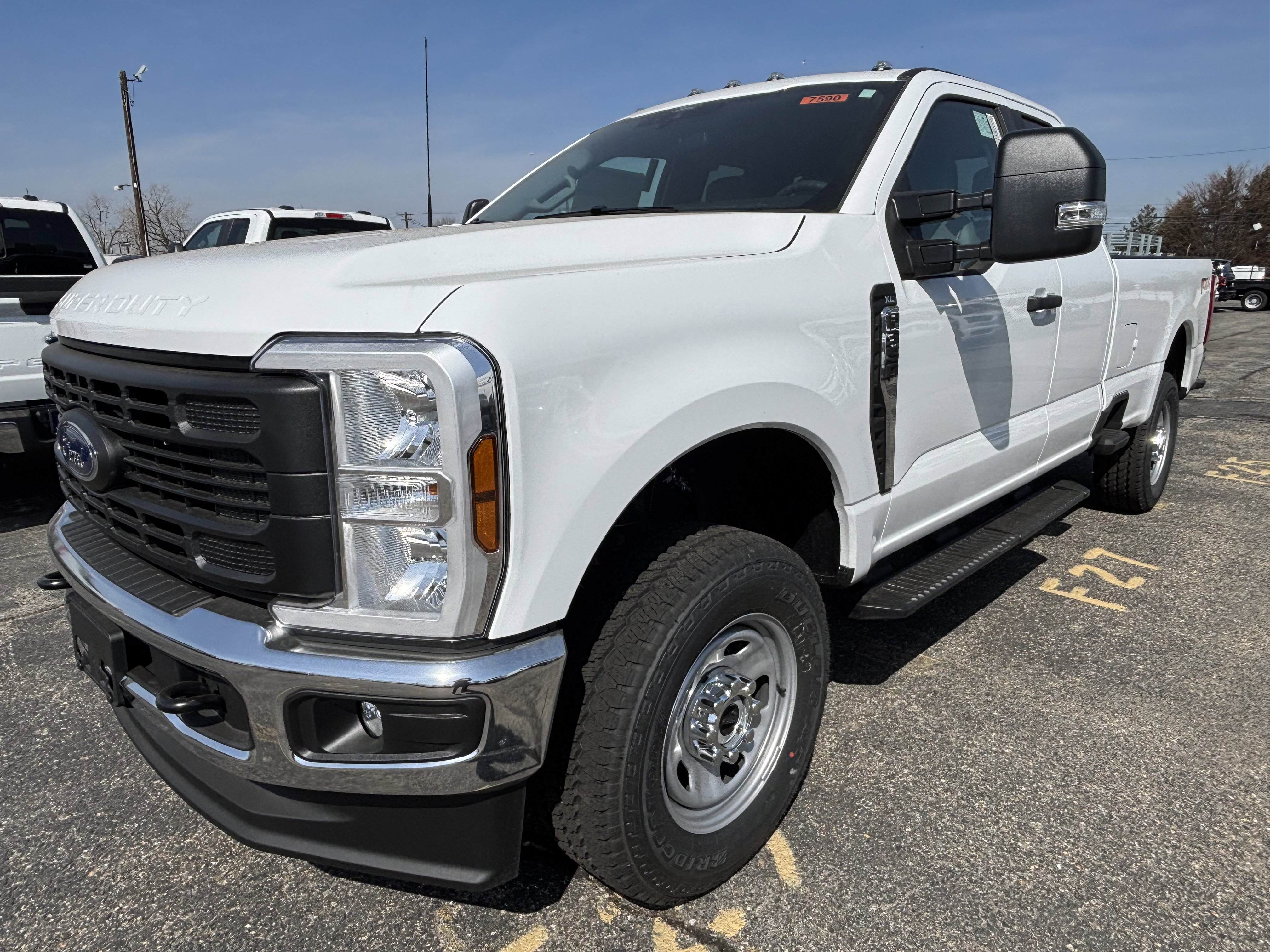 New 2025 Ford F350 XL w/ FX4 Off-Road Package image 2
