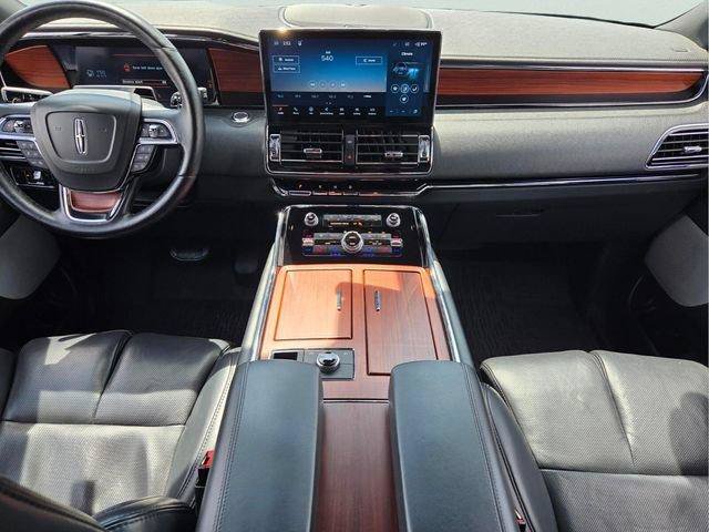 Used 2022 Lincoln Navigator Reserve RWD image 15