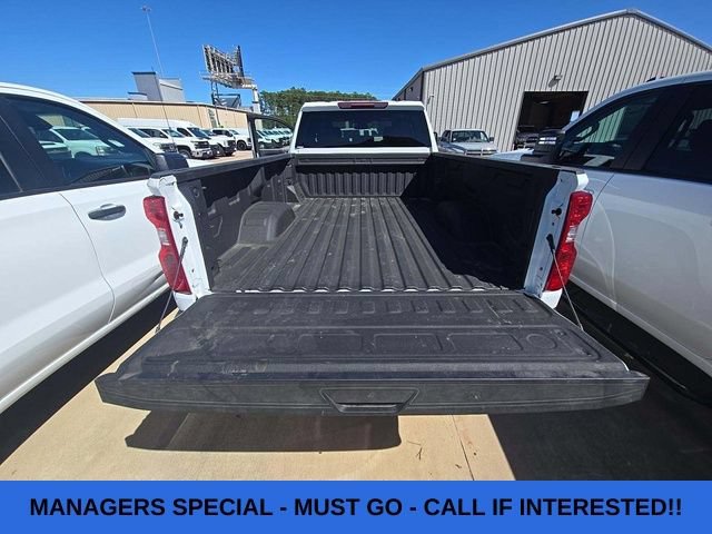 Used 2025 Chevrolet Silverado 2500 Custom w/ Custom Value Package AWD/4WD image 8