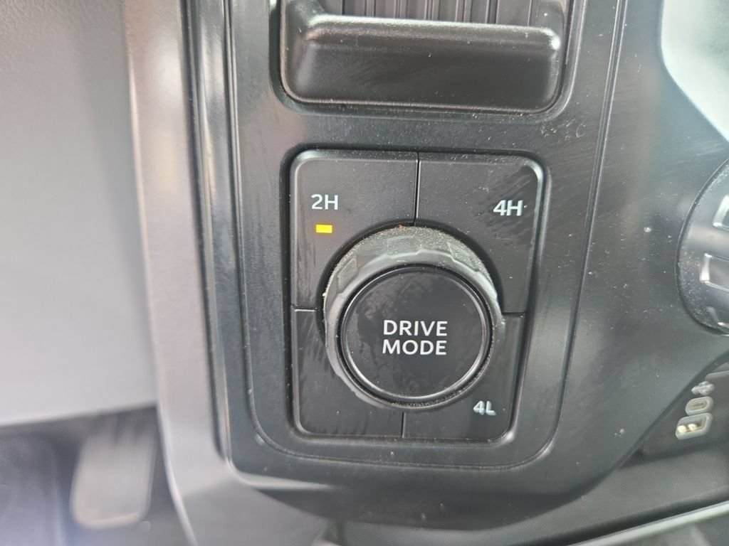 Used 2025 Ford F150 XLT w/ Equipment Group 301A Standard AWD/4WD image 41