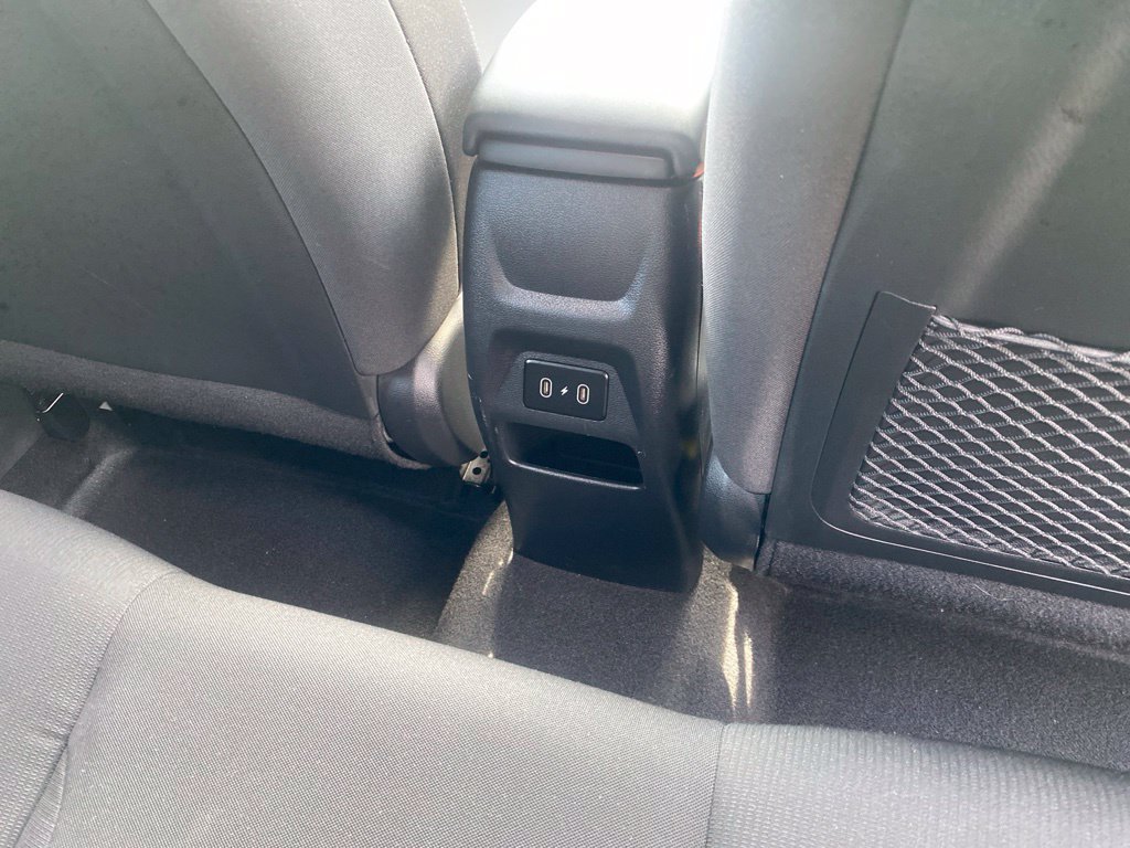 Used 2025 Hyundai Venue SEL FWD image 44
