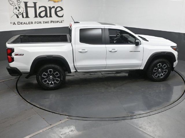 Used 2024 Chevrolet Colorado Z71 w/ Z71 Convenience Package 2 AWD/4WD image 43