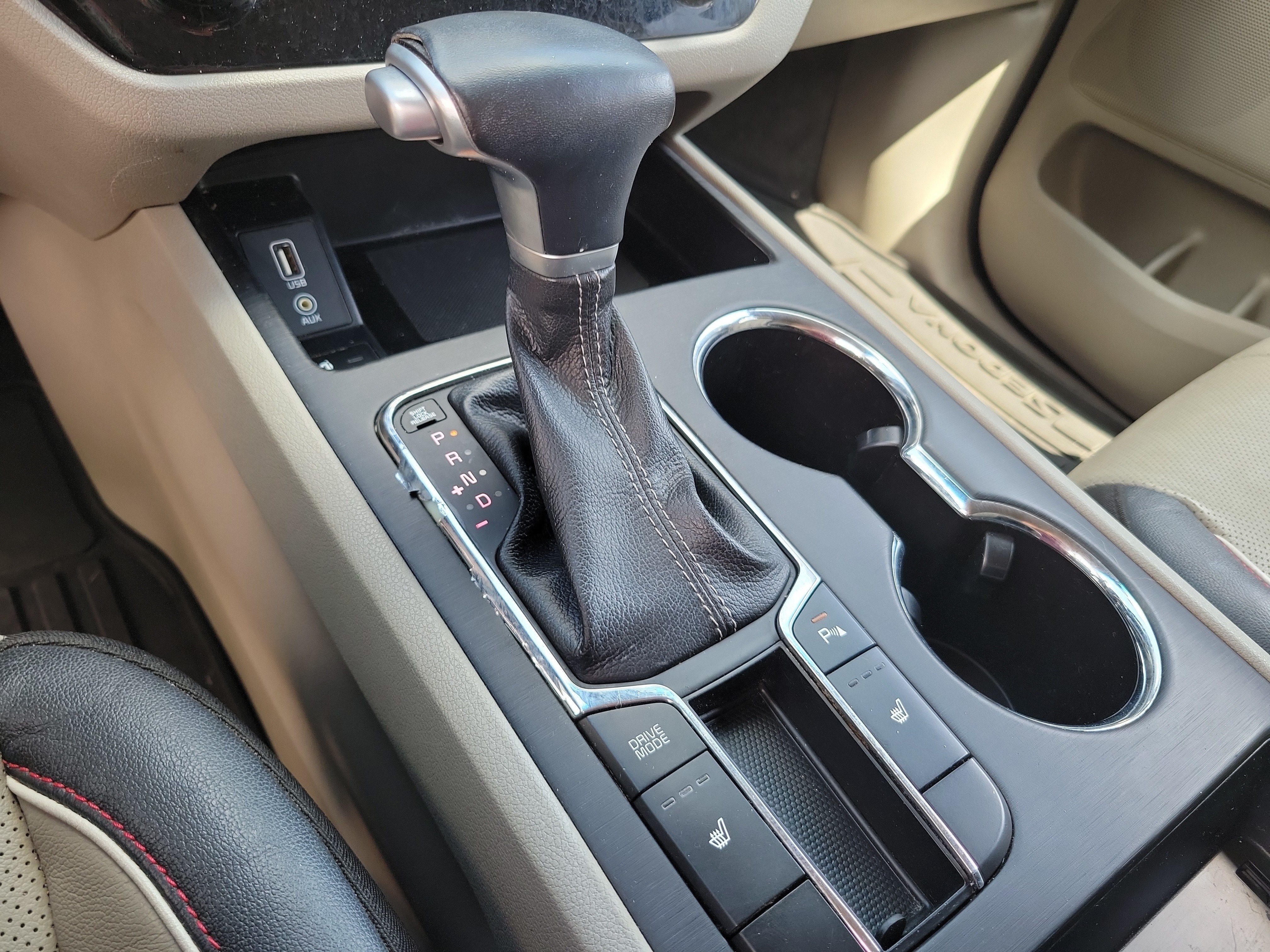 Used 2020 Kia Sedona EX FWD image 13