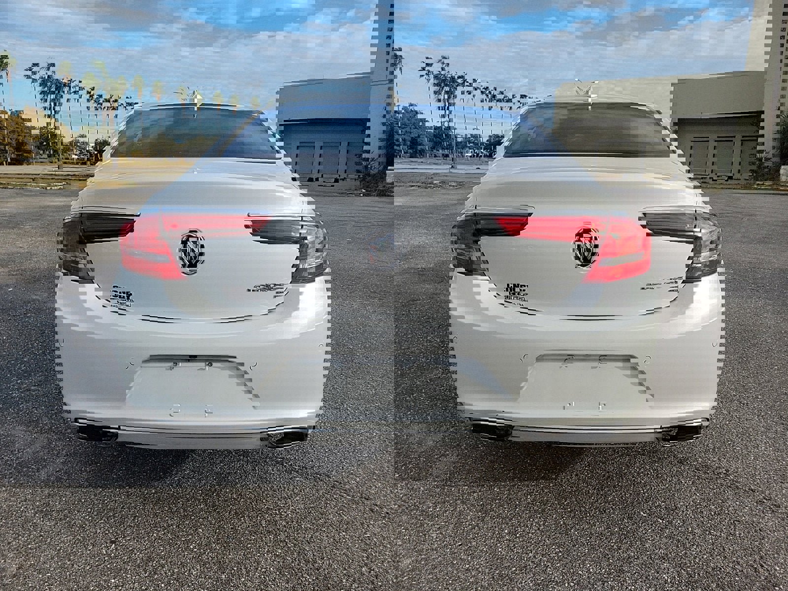 Used 2019 Buick LaCrosse Avenir w/ Driver Confidence Package II image 6