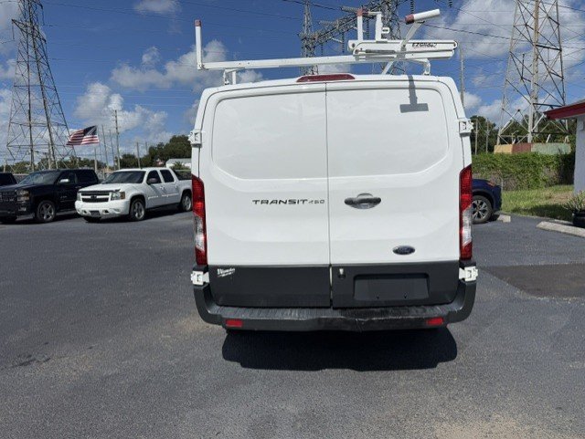 Used 2017 Ford Transit 250 130 Low Roof RWD image 5