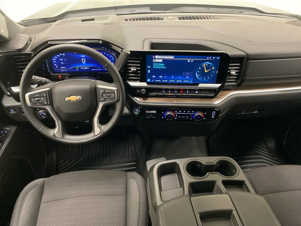 Used 2025 Chevrolet Silverado 1500 LT image 23