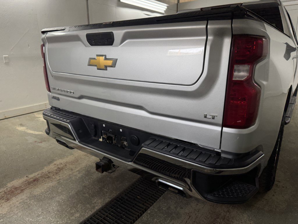 Used 2022 Chevrolet Silverado 1500 LT image 10