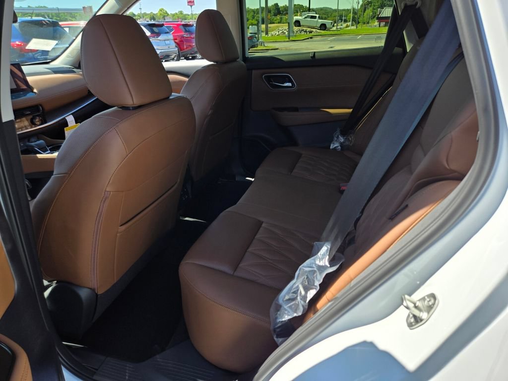 New 2026 Nissan Rogue Platinum AWD/4WD image 6