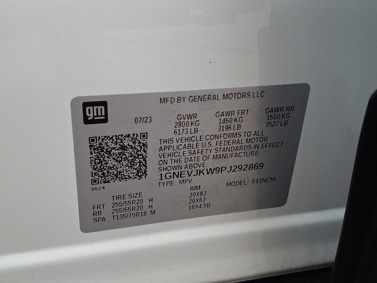 Used 2023 Chevrolet Traverse RS w/ LPO, Floor Liner Package AWD/4WD image 25