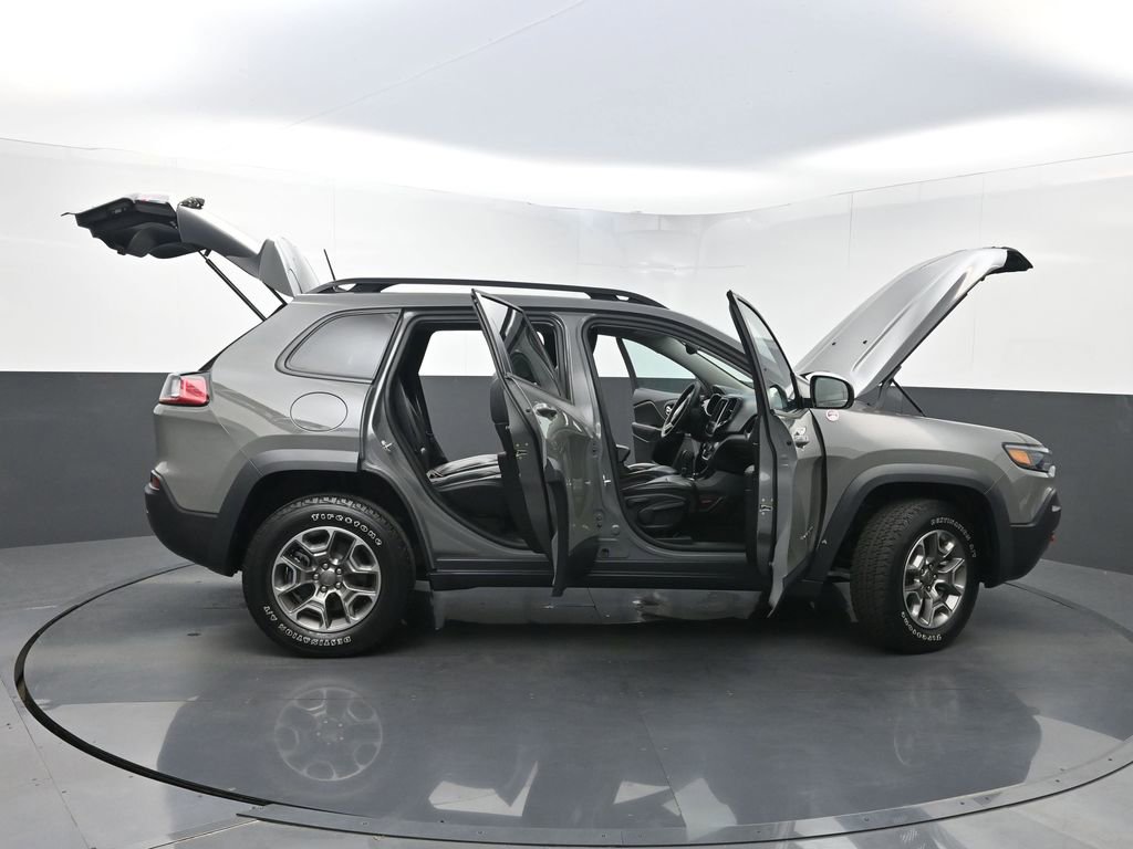 Used 2022 Jeep Cherokee Trailhawk image 34