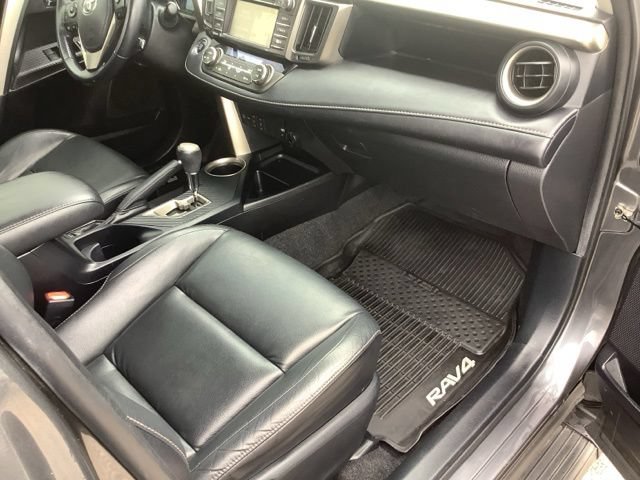 Used 2014 Toyota RAV4 Limited AWD/4WD image 19