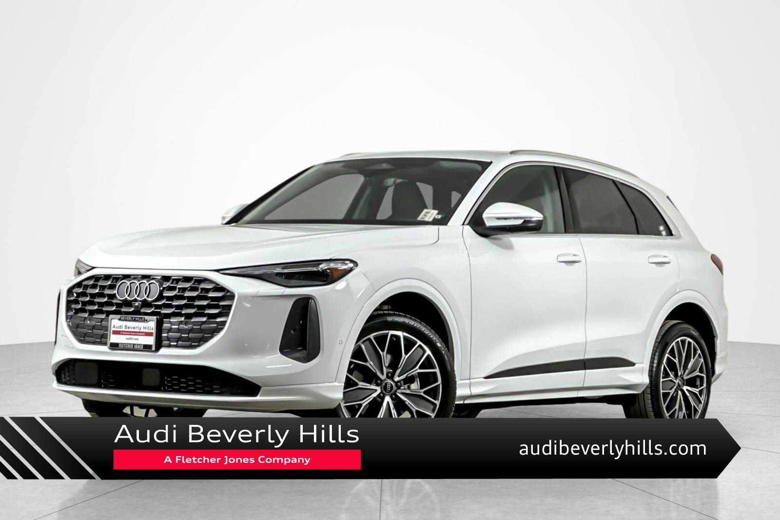 Used 2025 Audi Q5 Premium Plus w/ Premium Plus image 1