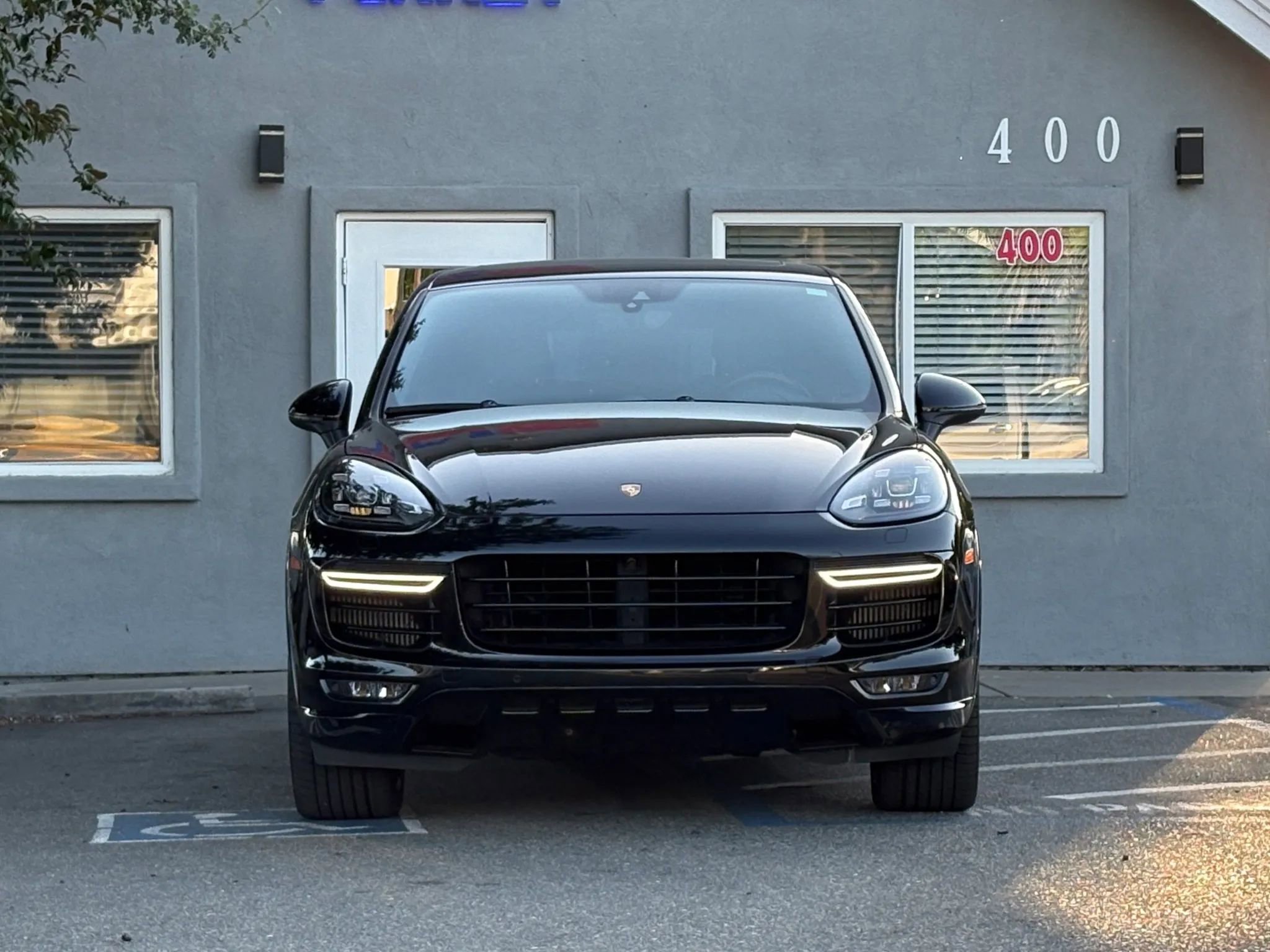 Used 2016 Porsche Cayenne GTS AWD/4WD image 2