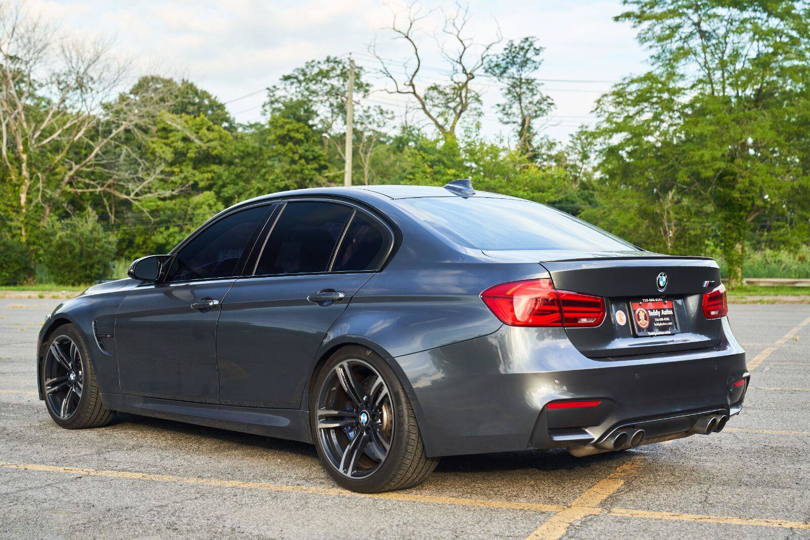 Used 2017 BMW M3 RWD image 38