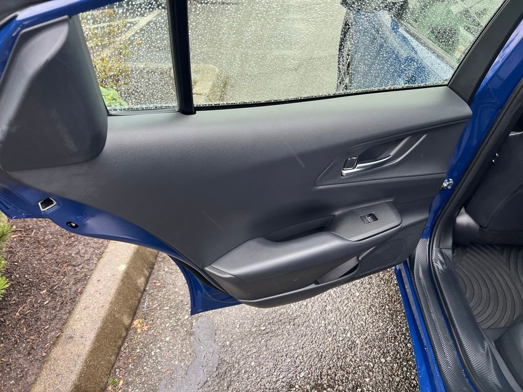 Used 2025 Toyota Prius XSE image 15